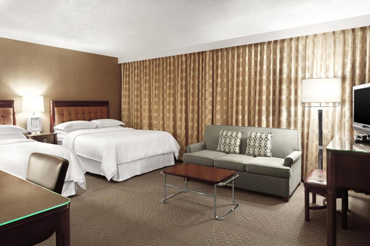 Sheraton Cavalier Saskatoon Hotel Екстериор снимка