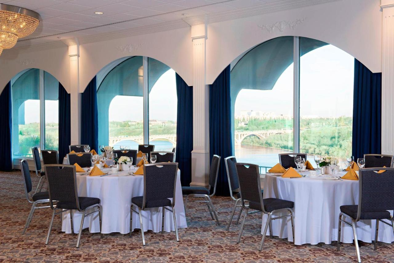 Sheraton Cavalier Saskatoon Hotel Екстериор снимка