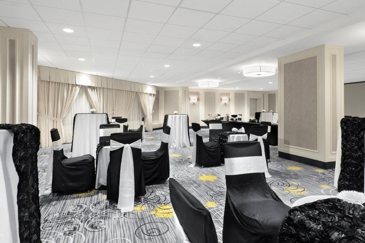 Sheraton Cavalier Saskatoon Hotel Екстериор снимка