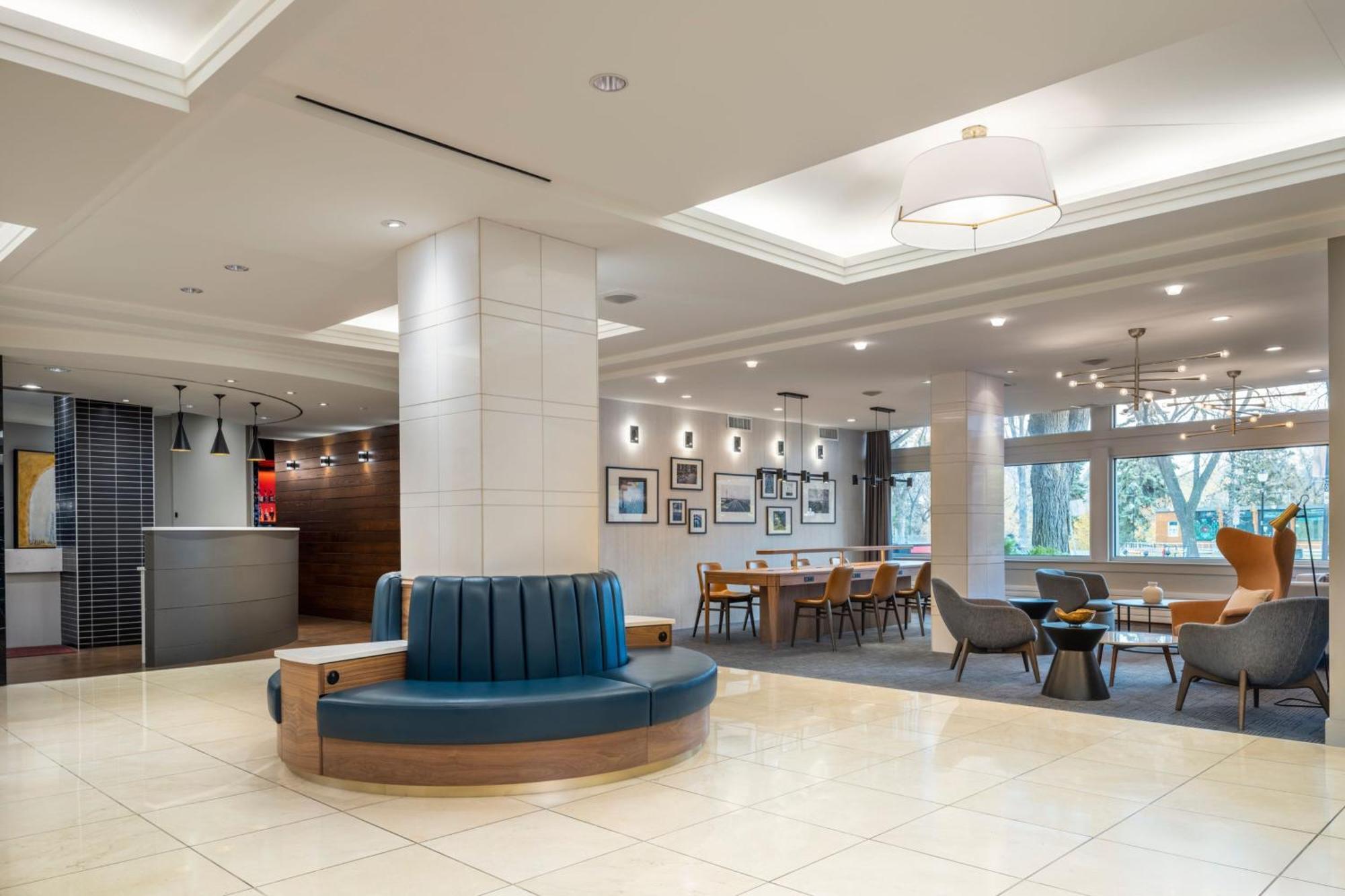 Sheraton Cavalier Saskatoon Hotel Екстериор снимка