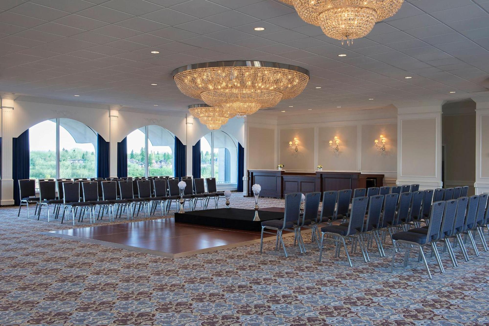 Sheraton Cavalier Saskatoon Hotel Екстериор снимка