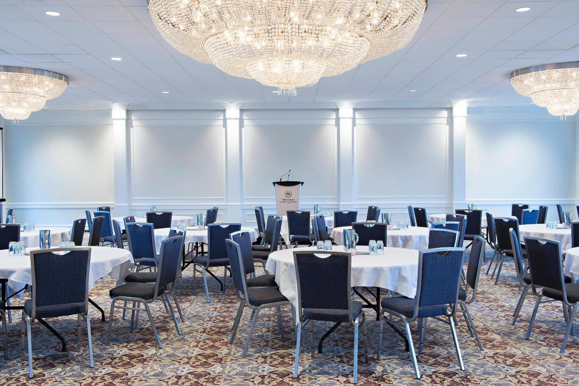 Sheraton Cavalier Saskatoon Hotel Екстериор снимка