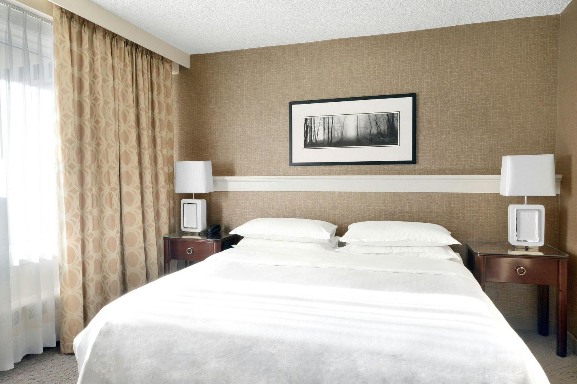 Sheraton Cavalier Saskatoon Hotel Екстериор снимка